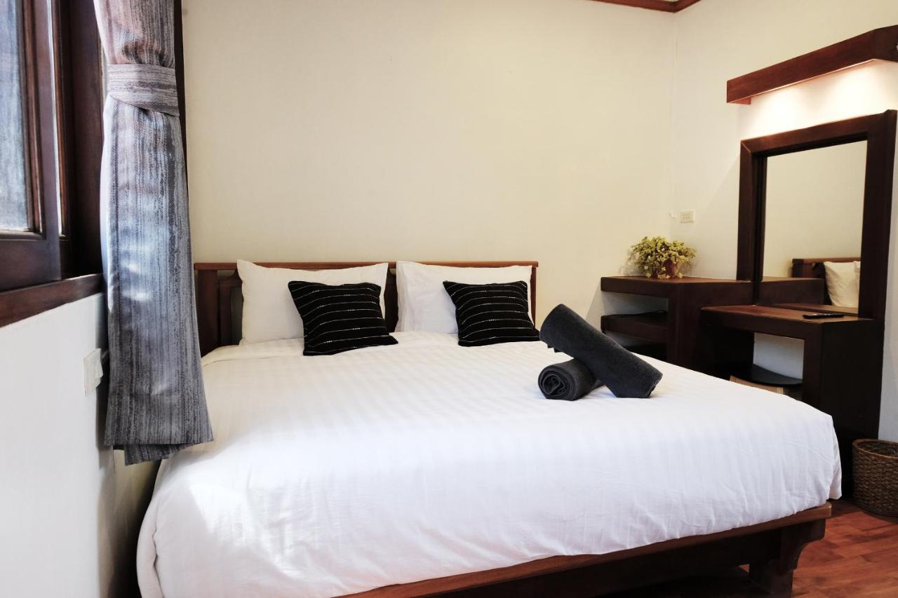 The Sky Hometel Koh Tao Exterior photo