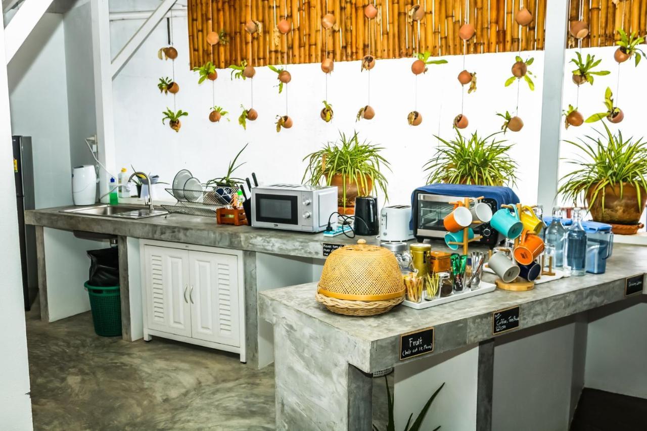The Sky Hometel Koh Tao Exterior photo