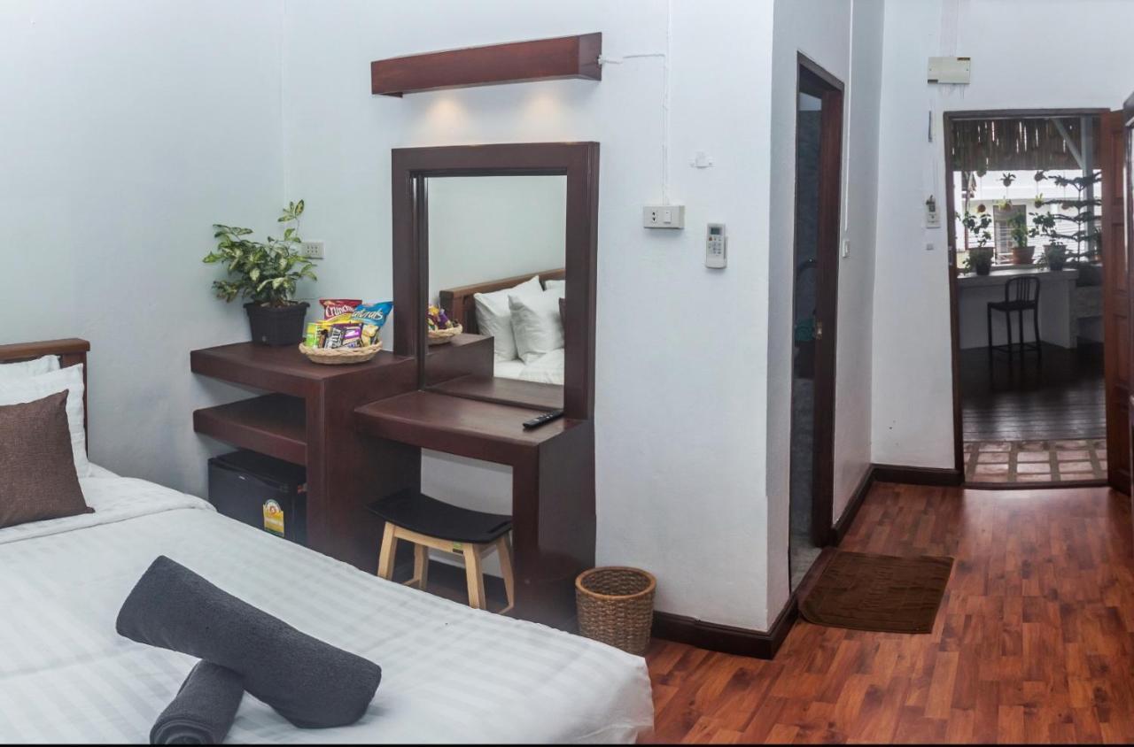 The Sky Hometel Koh Tao Exterior photo