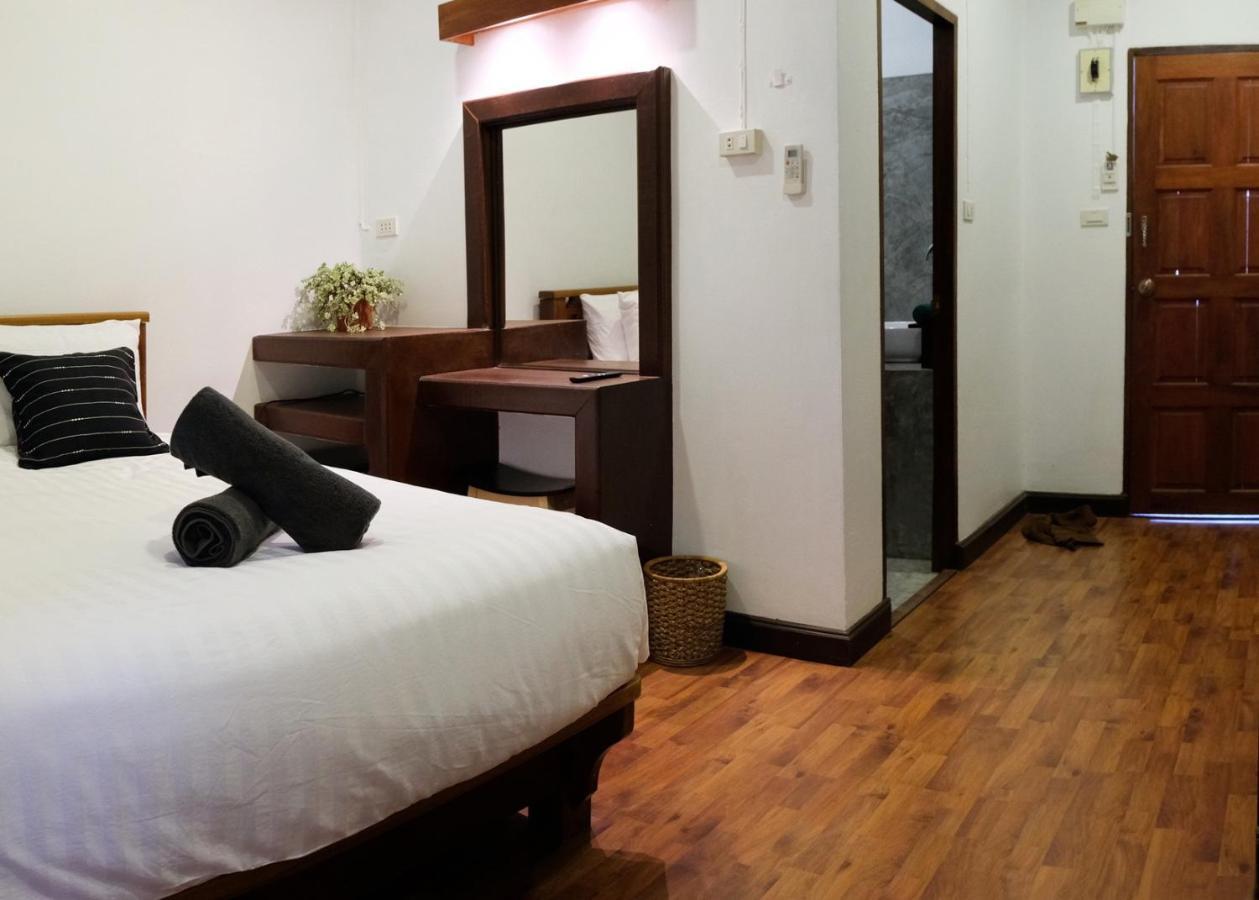 The Sky Hometel Koh Tao Exterior photo