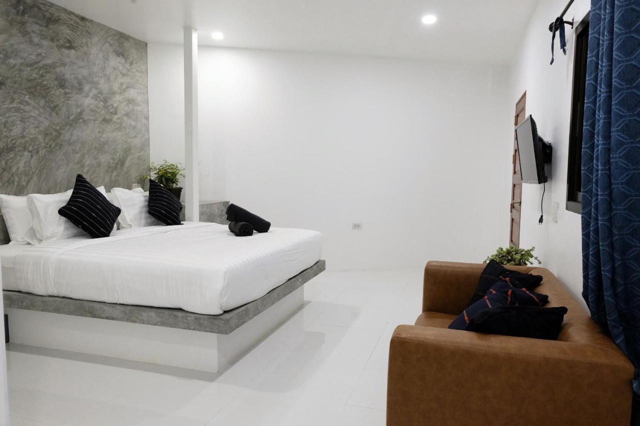 The Sky Hometel Koh Tao Exterior photo